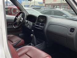 نیسان NP300